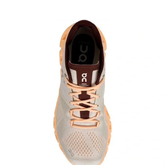 OnCloud X- Running Beige and Peach Sneakers - Picture 2 of 5